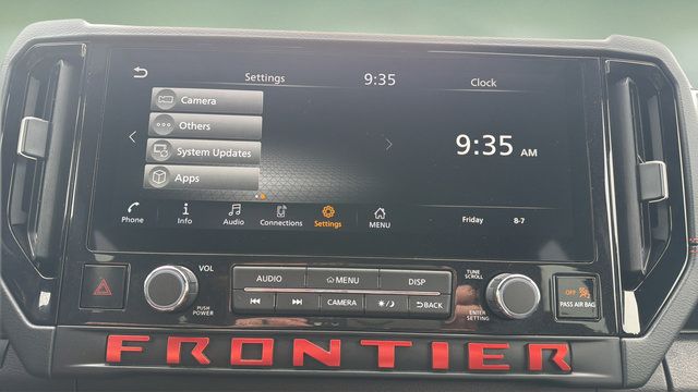 Used 2026 Nissan Frontier PRO-4X AWD/4WD image 16
