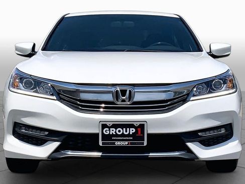 Used 2017 Honda Accord Sport Special Edition image 3