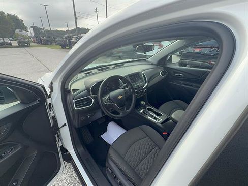 Used 2021 Chevrolet Equinox LT AWD/4WD image 13