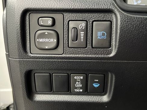 Used 2024 Toyota 4Runner SR5 RWD image 55