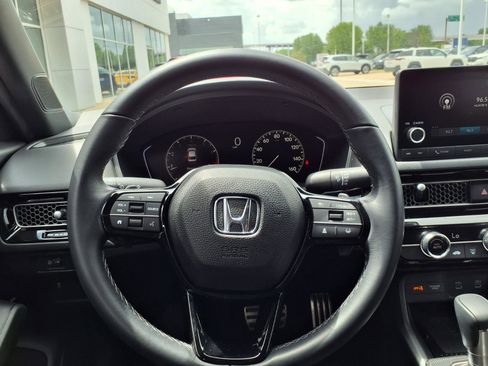 Used 2025 Honda Civic Sport image 13