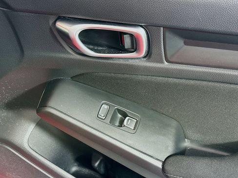 Used 2023 Honda Civic Sport image 29