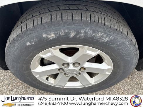 Used 2013 GMC Acadia SLE FWD image 7