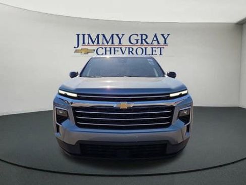 New 2026 Chevrolet Traverse LT w/ Sun and Wheel Package image 8