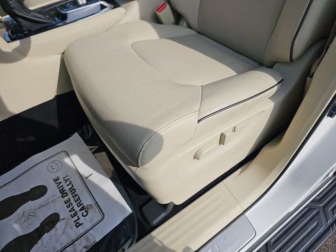 Used 2024 INFINITI QX80 Luxe w/ Cargo Package image 35