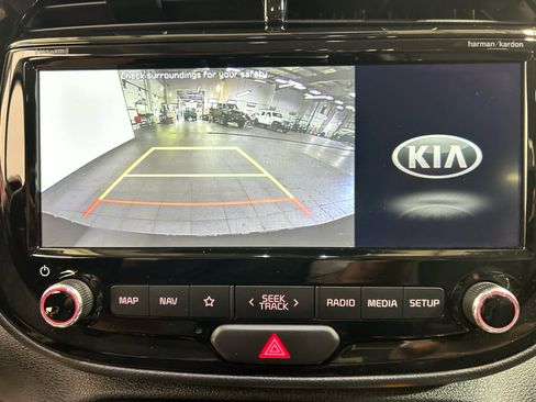 Used 2021 Kia Soul Turbo FWD image 5
