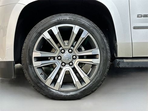 Used 2018 GMC Yukon Denali w/ Denali Ultimate Package image 41