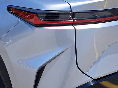 Used 2023 Lexus RZ 450e Premium w/ Technology Package AWD/4WD image 37