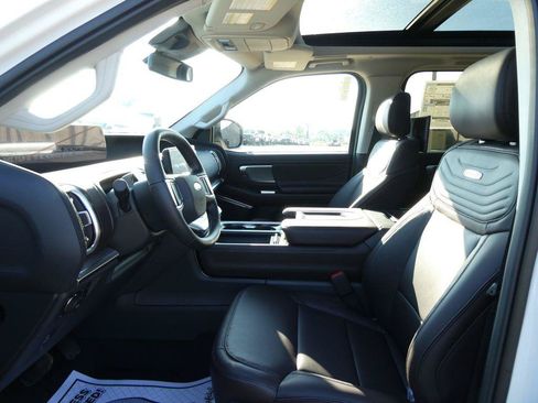 New 2027 Ford Expedition Max Platinum w/ Platinum Ultimate Package AWD/4WD image 17
