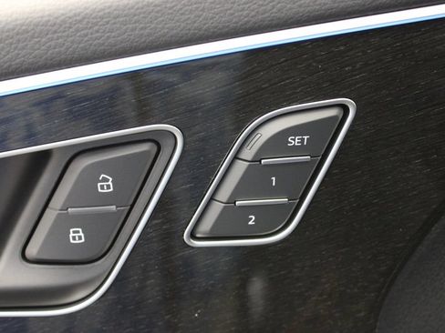 New 2026 Audi Q8 Premium Plus AWD/4WD image 19