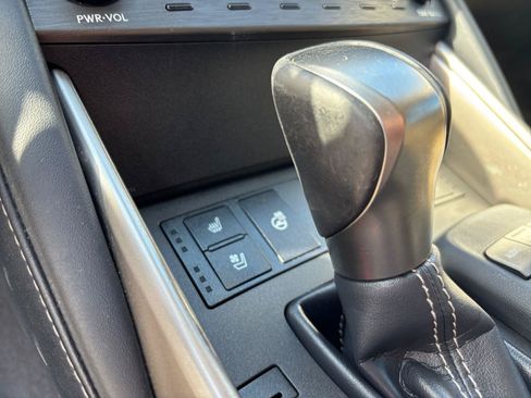 Used 2019 Lexus IS 300 w/ Premium Package RWD image 32