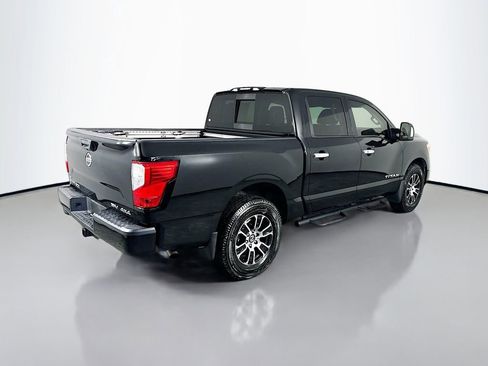 Used 2021 Nissan Titan SV w/ SV Convenience Package AWD/4WD image 7
