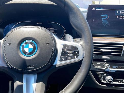 Used 2023 BMW 530e w/ M Sport Package RWD image 16