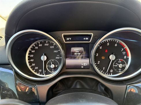 Used 2016 Mercedes-Benz GL 450 450 4MATIC image 15