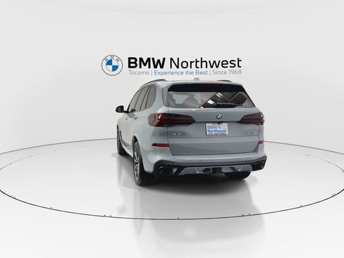 New 2026 BMW X5 xDrive40i w/ M Sport Package AWD/4WD image 13
