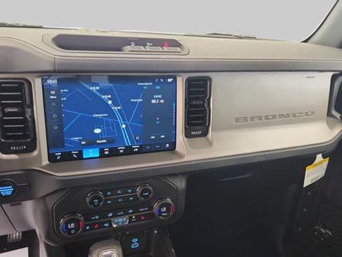 New 2025 Ford Bronco Outer Banks image 17