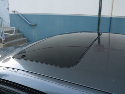 Used 2013 BMW 335i Sedan image 9