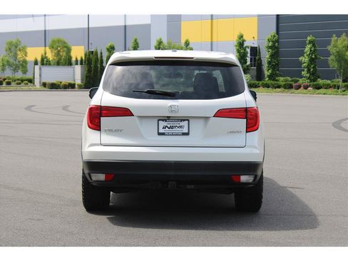 Used 2017 Honda Pilot EX-L image 3