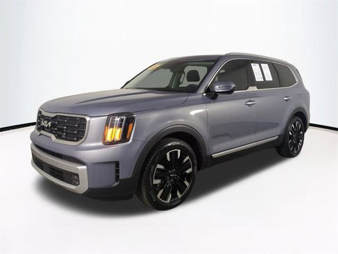 Used 2024 Kia Telluride SX w/ Towing Package image 9