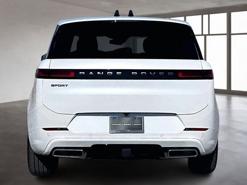 New 2026 Land Rover Range Rover Sport Dynamic SE image 4