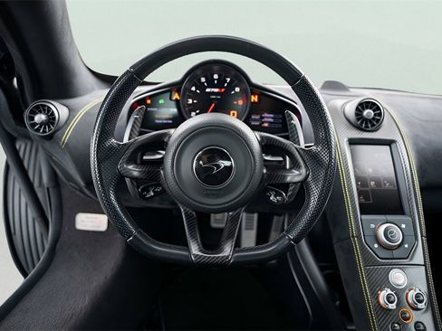 Used 2016 McLaren 675LT Coupe image 38