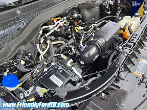 Certified 2022 Ford Explorer XLT w/ Equipment Group 202A image 17