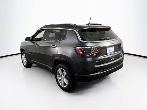 Used 2022 Jeep Compass Latitude AWD/4WD image 7