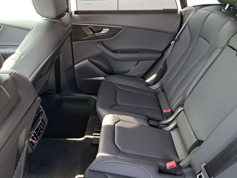 New 2026 Audi Q8 Premium Plus image 27