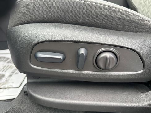 Certified 2024 Chevrolet Equinox LS w/ LS Convenience Package image 14