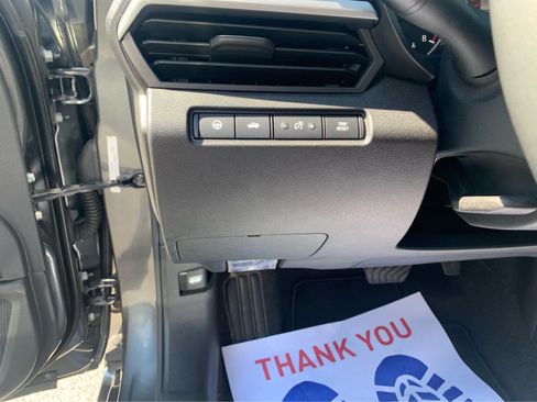 Used 2023 Nissan Altima 2.5 SV w/ SV Premium Package AWD/4WD image 14
