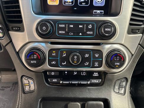 Used 2018 GMC Yukon XL SLT AWD/4WD image 24