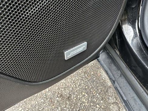 Certified 2022 GMC Acadia AT4 w/ Preferred Package image 20