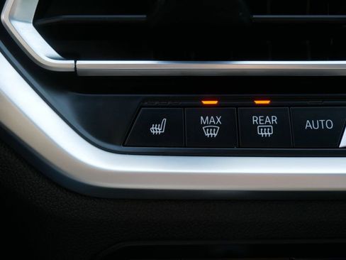 Used 2021 BMW 330i xDrive Sedan w/ Convenience Package image 27