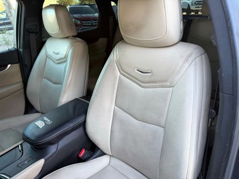 Used 2018 Cadillac XT5 Luxury w/ Driver Awareness Package image 39