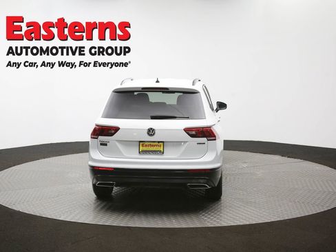 Used 2020 Volkswagen Tiguan S image 38
