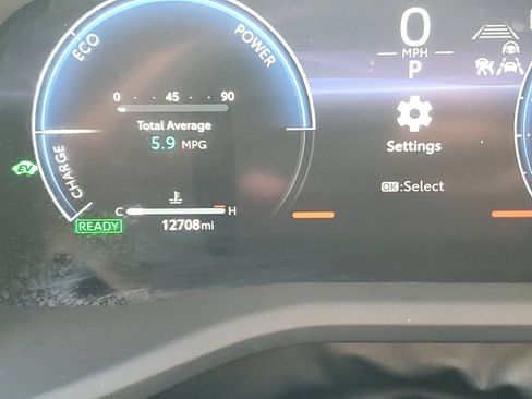 Used 2025 Toyota Camry XSE FWD image 25