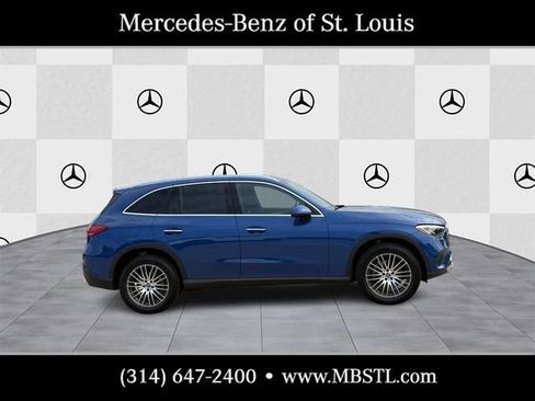 Certified 2026 Mercedes-Benz GLC 300 4MATIC image 2