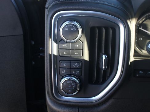 Used 2023 GMC Sierra 2500 Denali w/ Denali Ultimate Package image 35