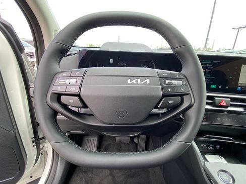 New 2026 Kia Sportage SX Prestige AWD/4WD image 17