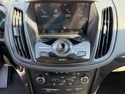 Used 2017 Ford Escape Titanium FWD image 19
