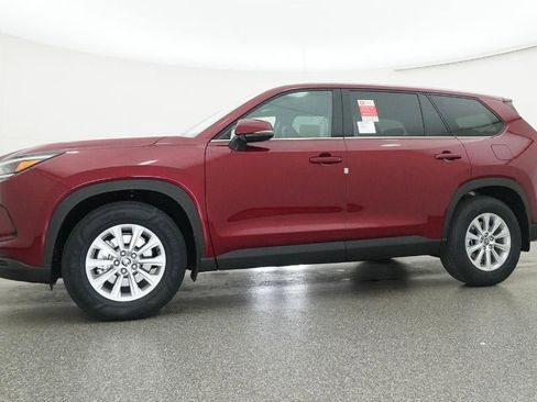 New 2026 Toyota Grand Highlander XLE image 18