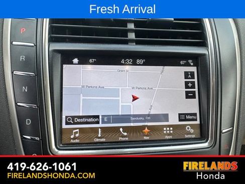 Used 2017 Lincoln MKX Select w/ Select Plus Package FWD image 28