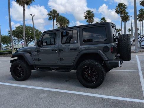 Used 2021 Jeep Wrangler Unlimited Sport AWD/4WD image 6