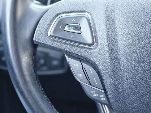 Used 2017 Lincoln MKC Reserve image 17