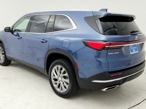 Certified 2025 Buick Enclave Preferred image 6