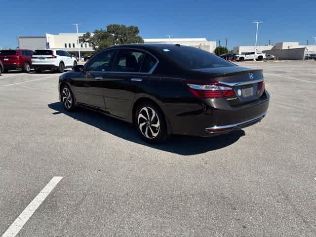 Used 2017 Honda Accord EX-L image 3