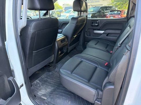 Used 2018 Chevrolet Silverado 1500 LTZ Z71 w/ LTZ Plus Package AWD/4WD image 19