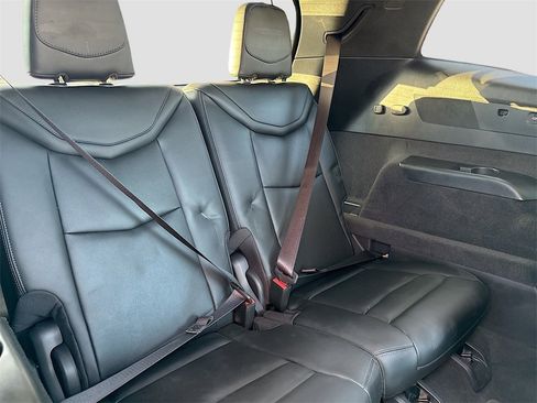 Used 2024 Cadillac XT6 Premium Luxury w/ LPO, Floor Liner Package image 29