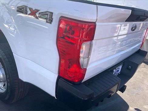 Certified 2022 Ford F250 XL w/ Power Equipment Group image 29