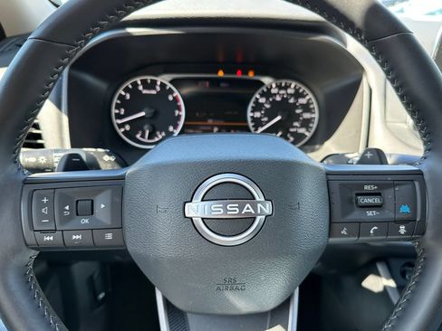 Used 2026 Nissan Rogue SV FWD image 25